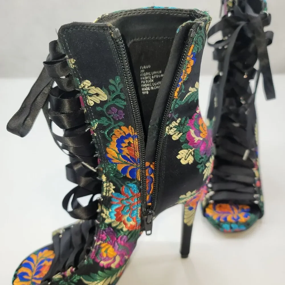 Steve Madden Fuego Embroidered Floral Lace-Up Peep-Toe Stiletto Booties Size 7